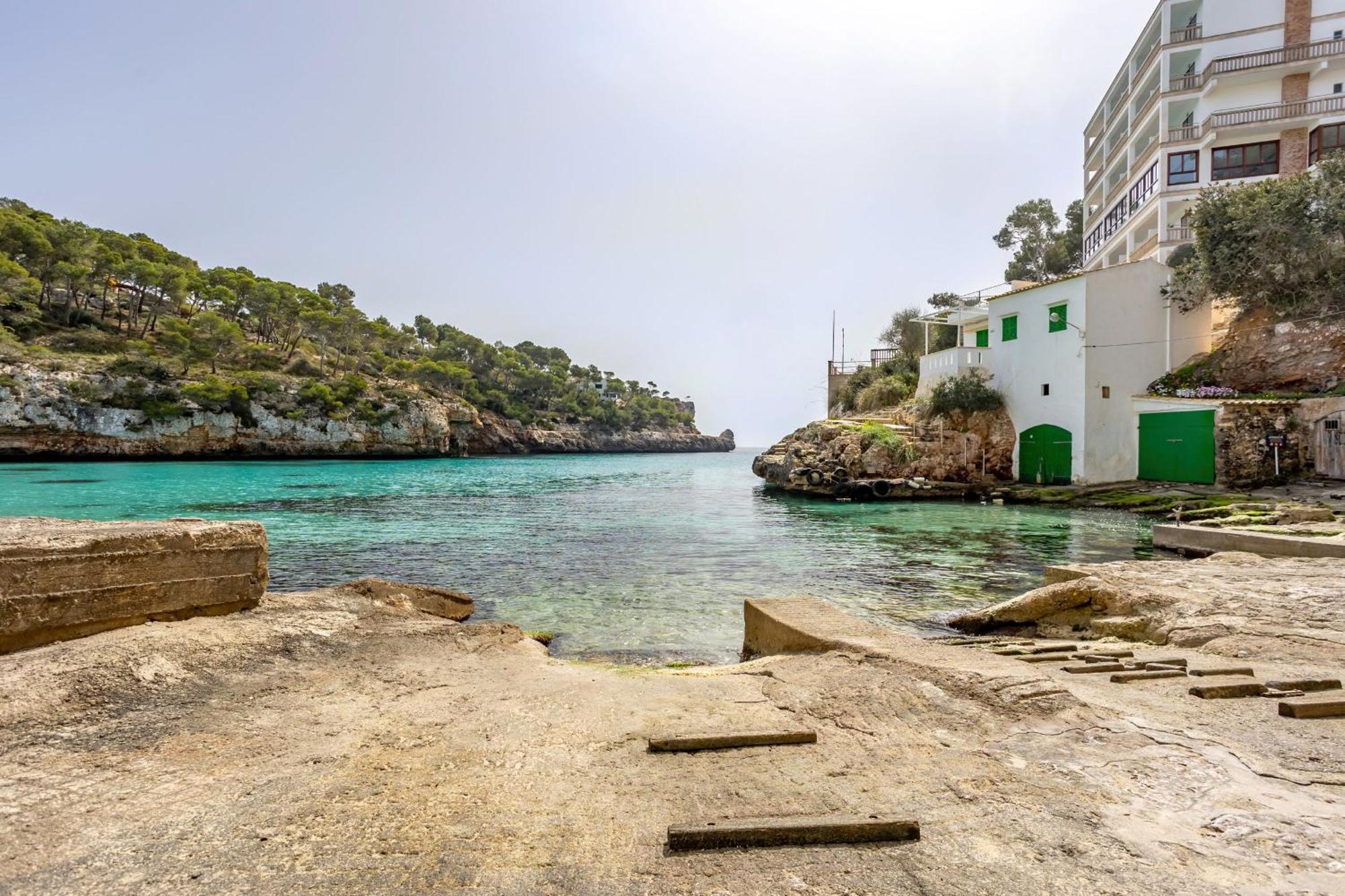 Chalet Cal Tio Miquel direkt am Meer, mit Wifi Santanyí Exterior foto