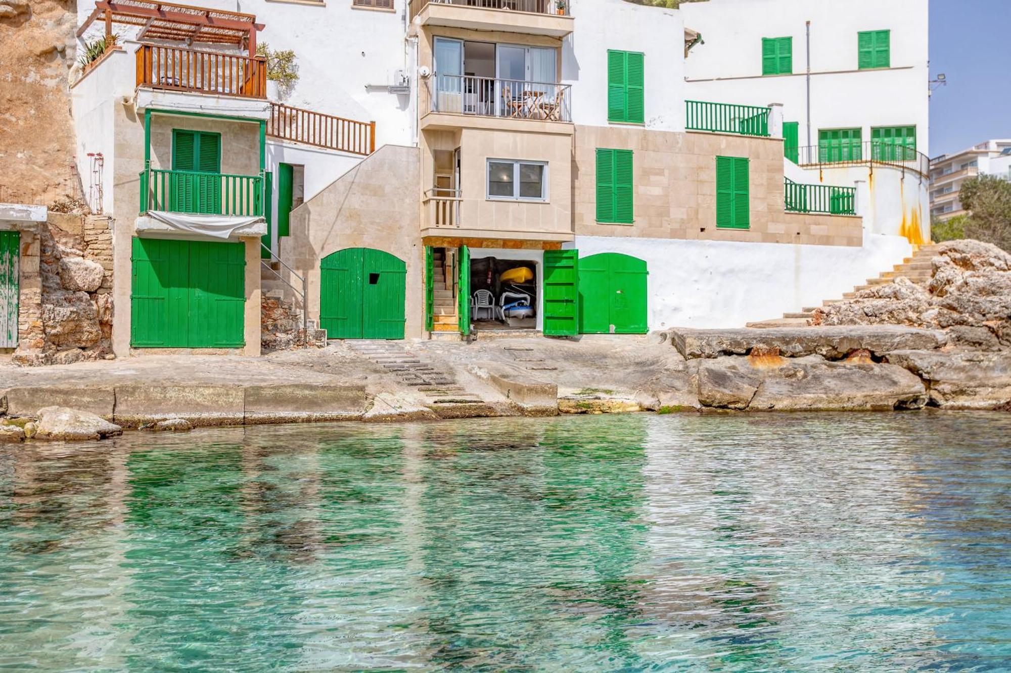 Chalet Cal Tio Miquel direkt am Meer, mit Wifi Santanyí Exterior foto