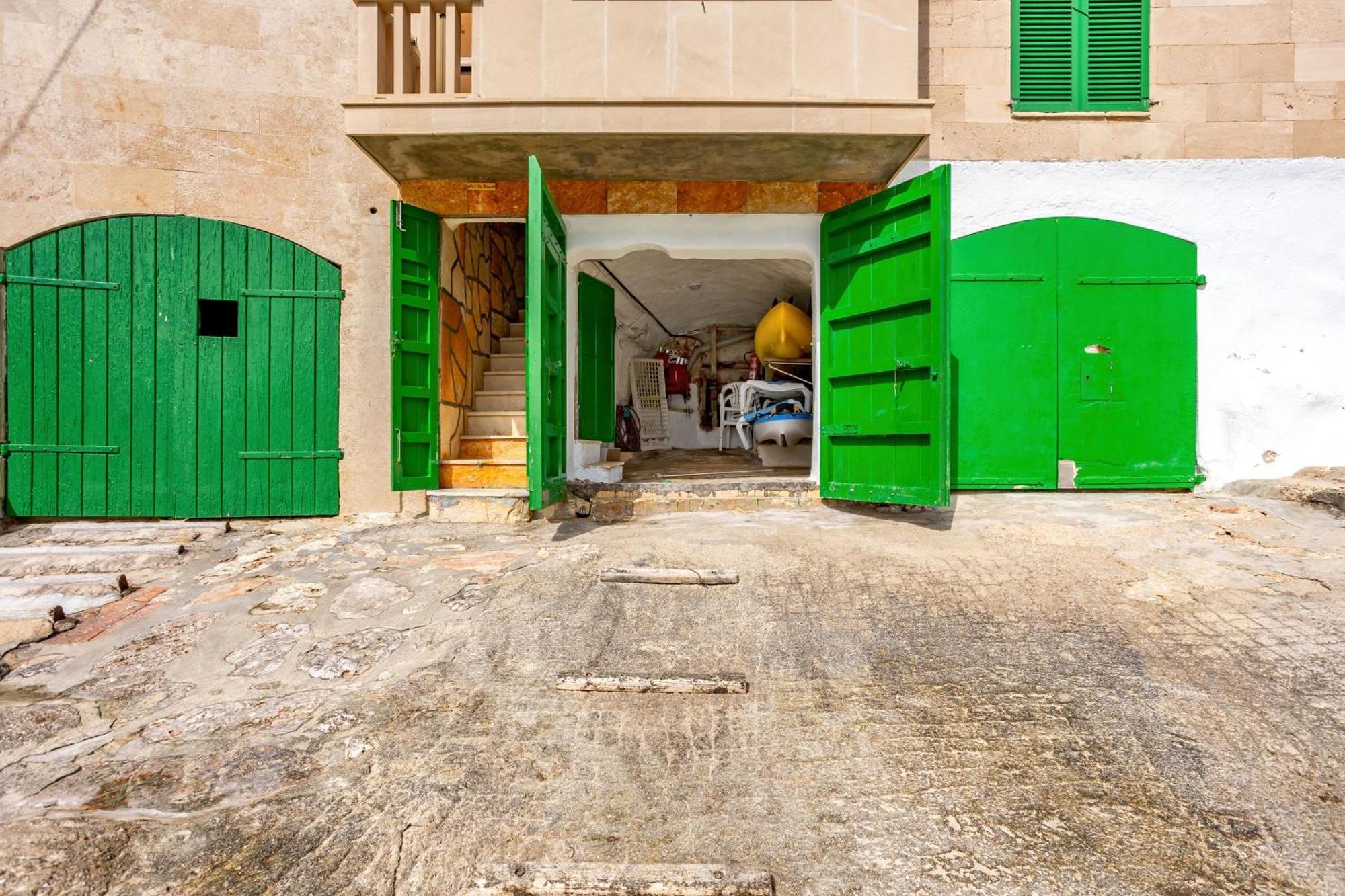 Chalet Cal Tio Miquel direkt am Meer, mit Wifi Santanyí Exterior foto